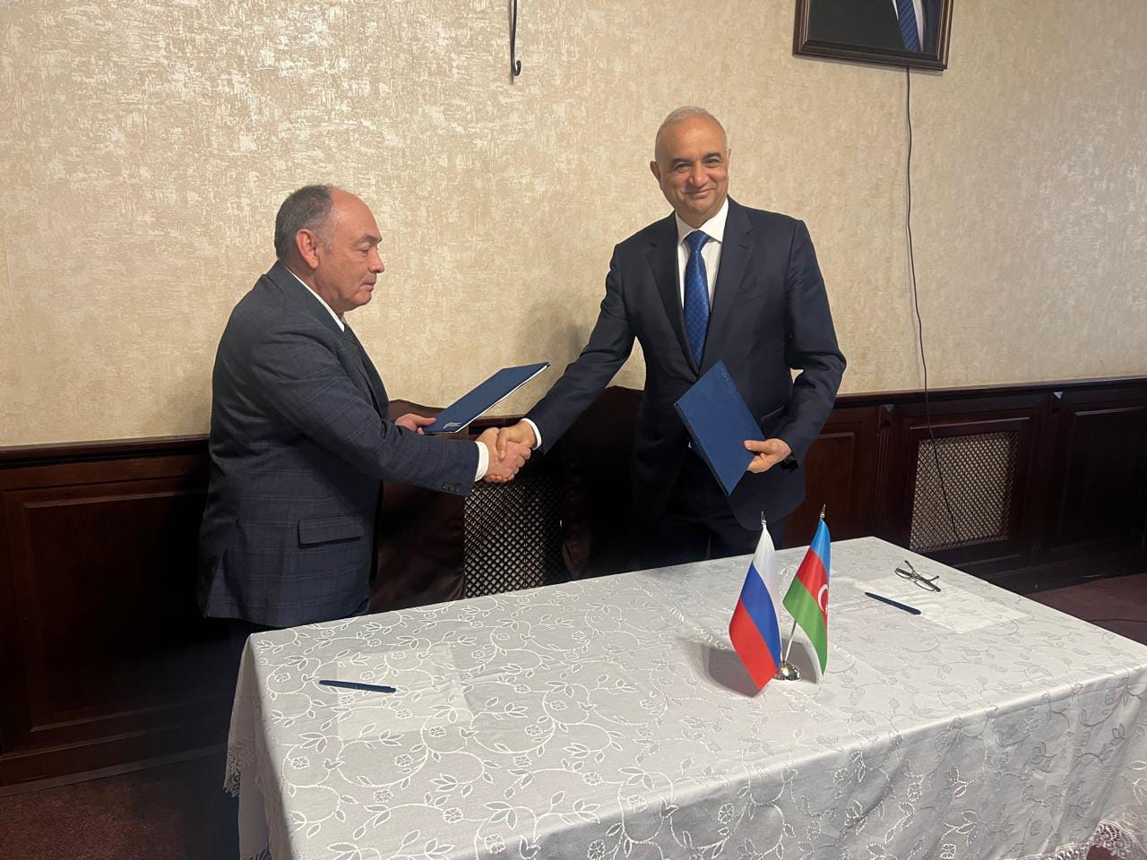 Samur çayının su ehtiyatlarının bölünməsini müzakirə edildi, protokol imzalandı (FOTO)