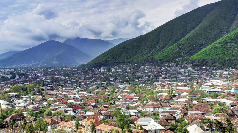 Şəkidə mənzil fondu təmir ediləcək: 300 minlik tender qazanan 