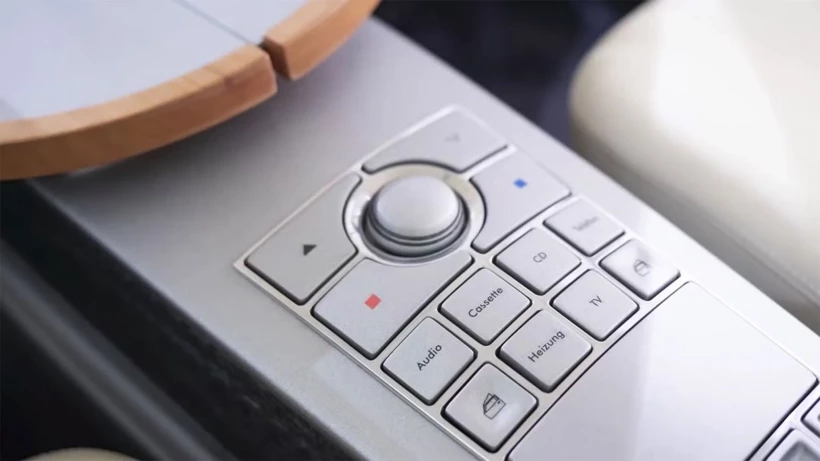 Heç vaxt satışa çıxarılmayıb: BMW-nin 30 il əvvəl dizayn etdiyi gizli model (FOTO)