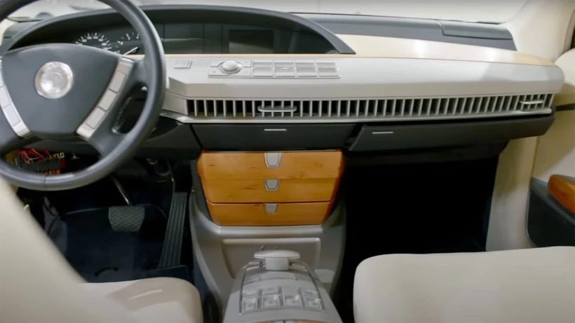 Heç vaxt satışa çıxarılmayıb: BMW-nin 30 il əvvəl dizayn etdiyi gizli model (FOTO)