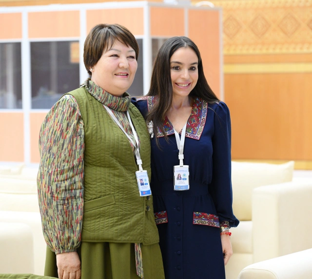Leyla Əliyeva Özbəkistan Respublikası Prezidenti Administrasiyasının rəhbəri ilə görüşdü (FOTO)