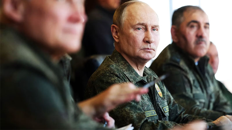 Generalları Putinə cəbhədən 