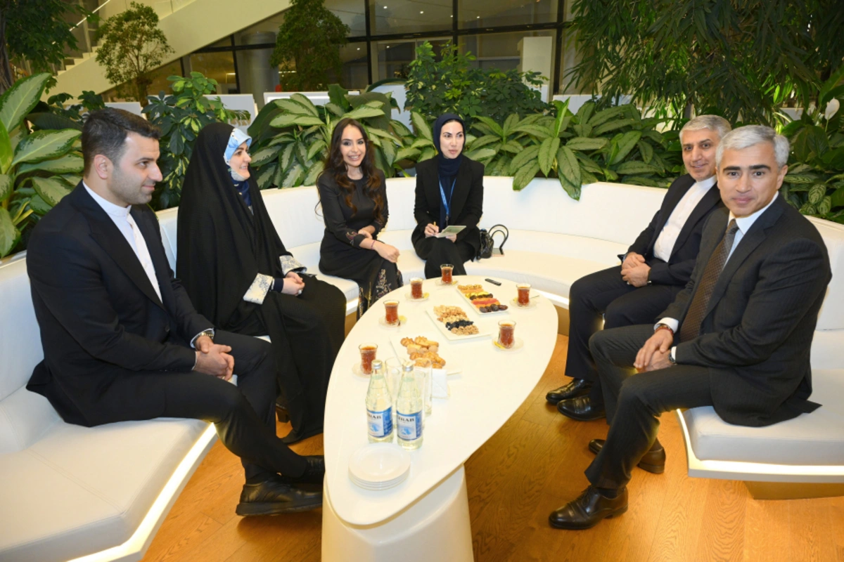 Leyla Əliyeva Zəhra Pezeşkianla görüşdü (FOTO)