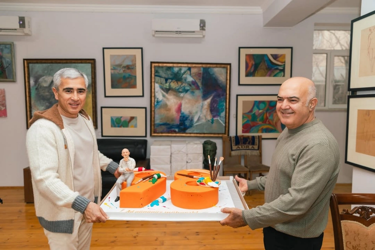 Anar Ələkbərov Ömər Eldarovu evində ziyarət etdi (FOTO)