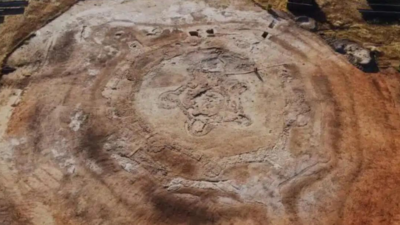 Arxeoloqlar 5000 illik qalada izahı olmayan tapıntı aşkar etdi