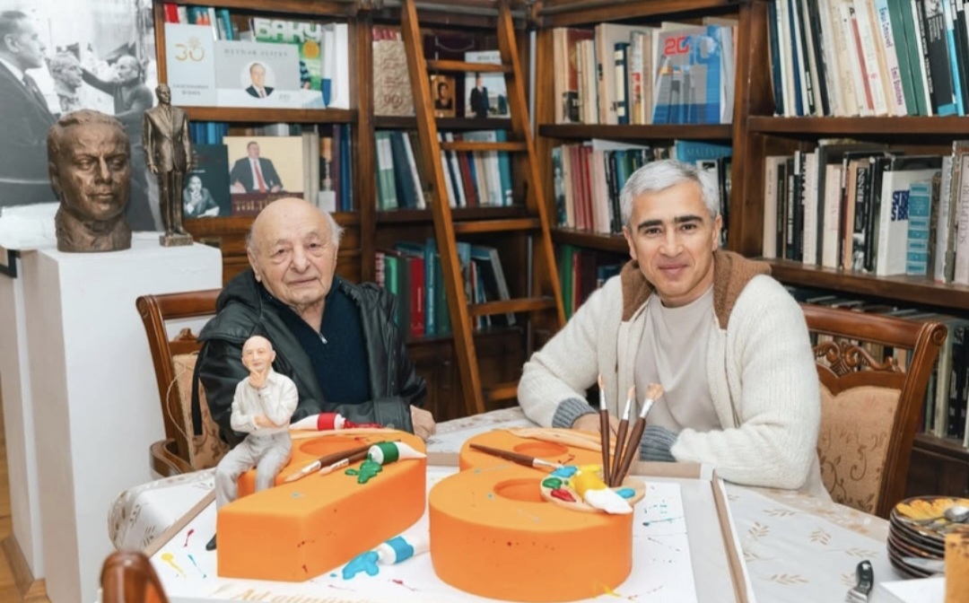 Anar Ələkbərov Ömər Eldarovu evində ziyarət etdi (FOTO)