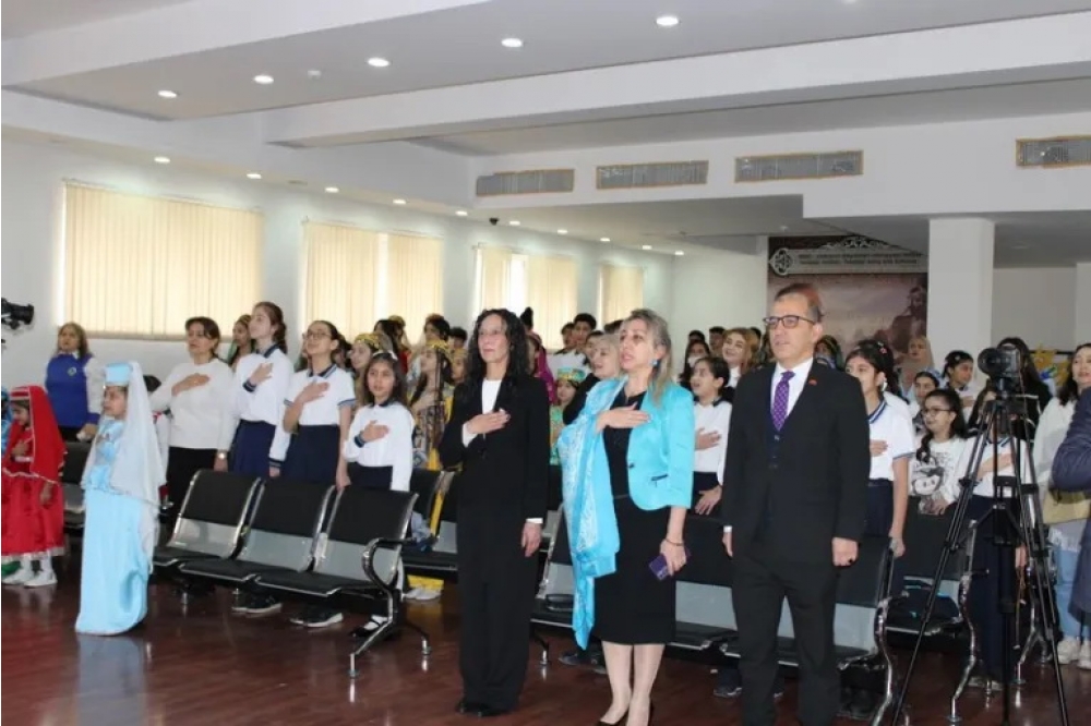 İlk dəfə: Dünya Türk Dili Ailəsi Günü qeyd edildi (FOTO)