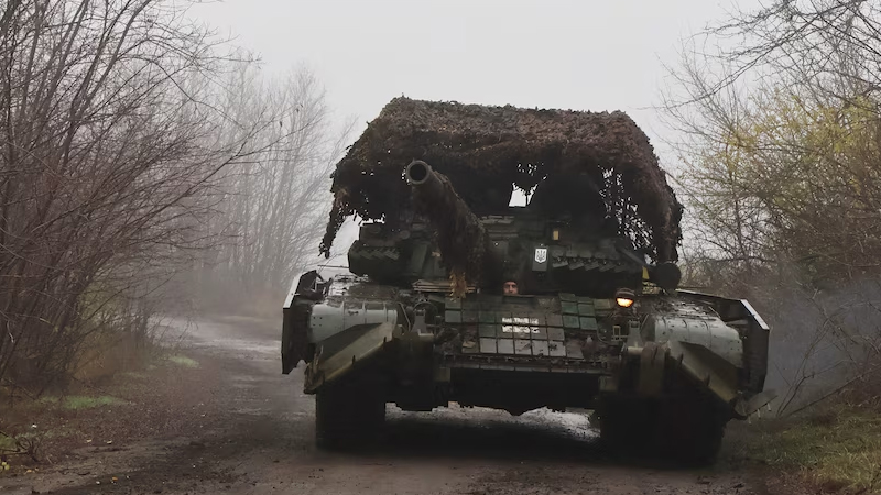 Danışıqlara baxmayaraq, USQ cəbhəni stabilləşdirmək üçün ağır döyüşlər aparır - KİV