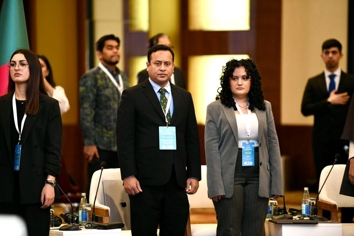 Bakıda ilk dəfə D-8 Gənclər Dialoqu keçirilir (FOTO)