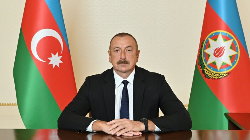 İlham Əliyev Tailand kralını milli bayram münasibətilə təbrik etdi