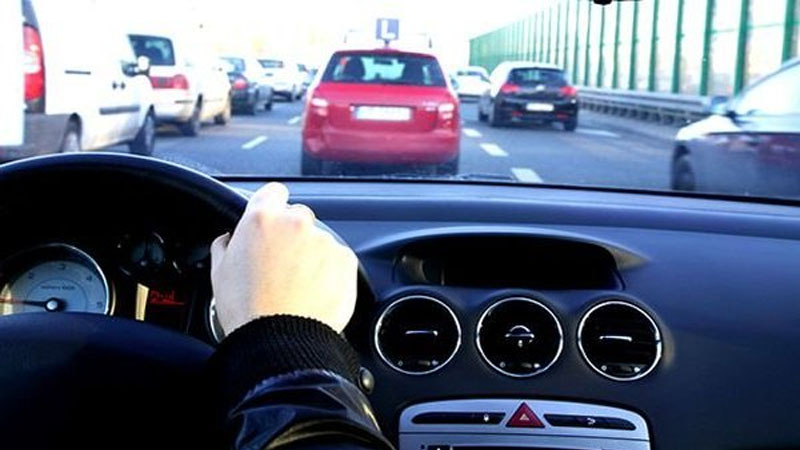 Narkotikin təsiri altında olan sürücü saxlanıldı