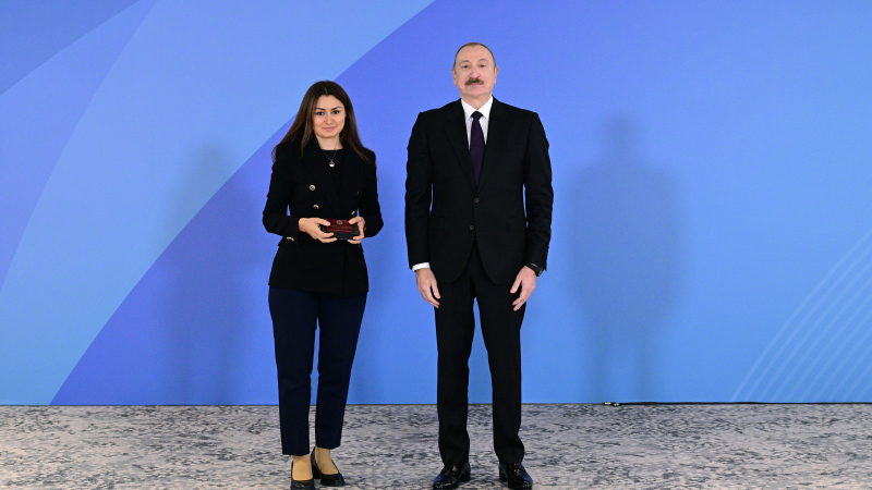 İlham Əliyev bu idmançılara ev verdi (FOTO)