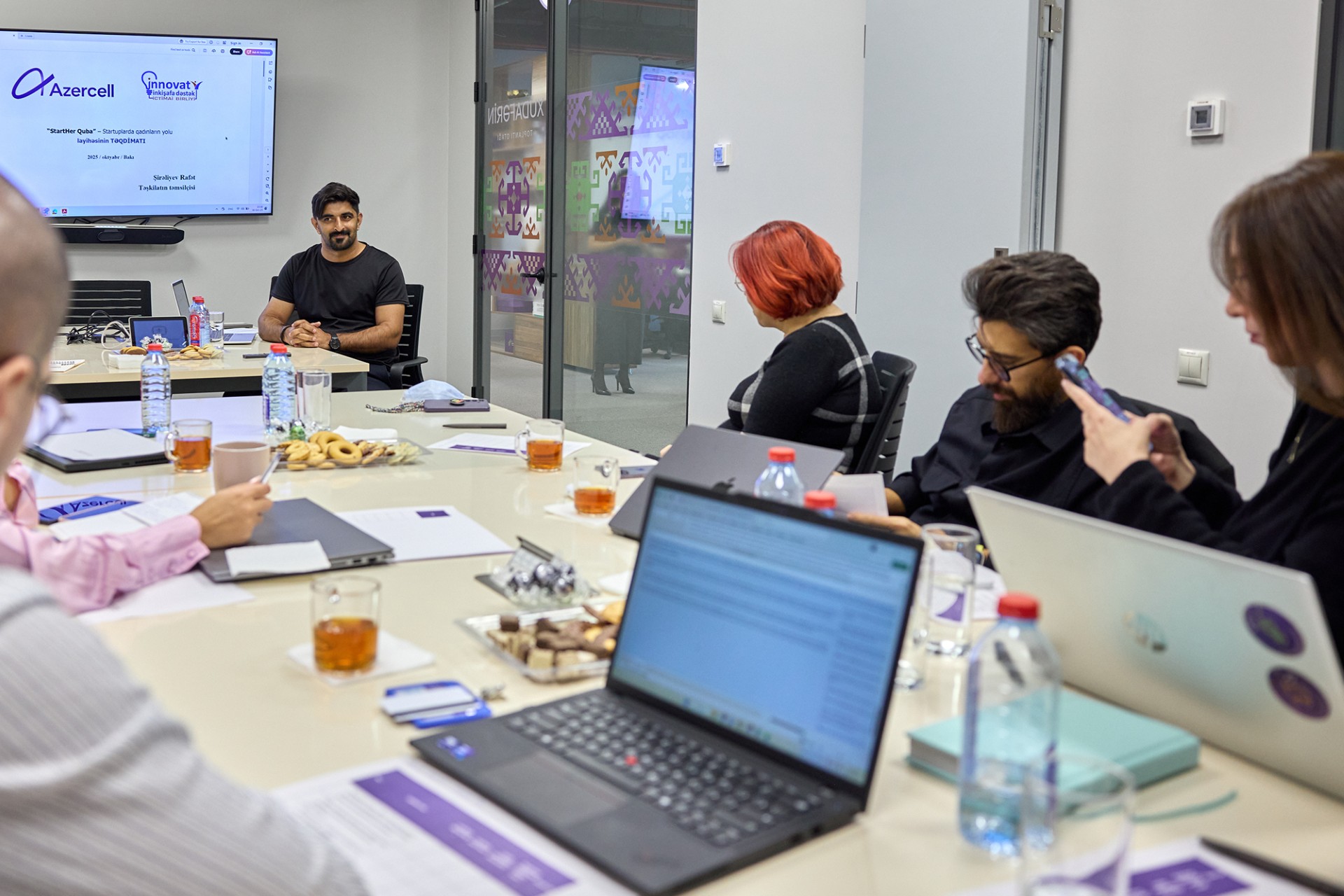 “Azercell” qadınların dəstəyinə yönəlmiş təşəbbüslərini davam etdirir