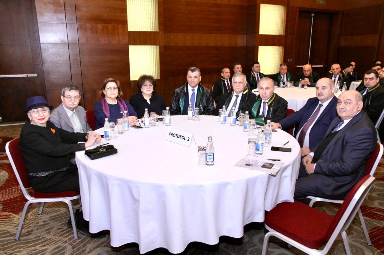 Vəkil Günü münasibətilə Vəkillər Kollegiyasının təntənəli mərasimi keçirilib