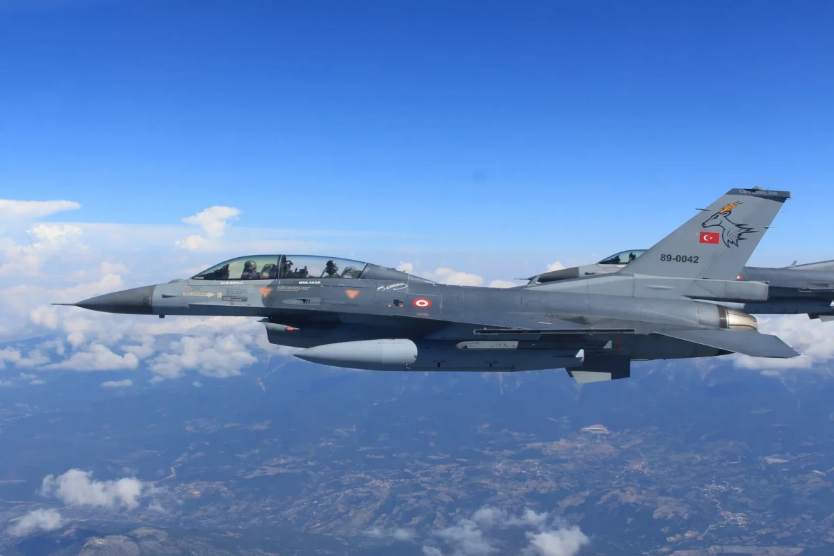 Türkiyənin hava məkanına yaxınlaşan PUA F-16 qırıcıları vasitəsilə zərərsizləşdirildi