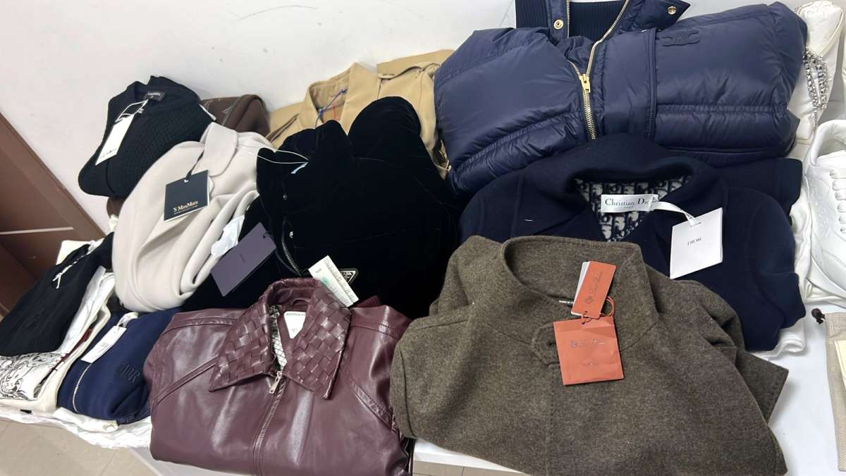 Azərbaycana brend mallar gətirənlər saxlanıldı - 276 min manat