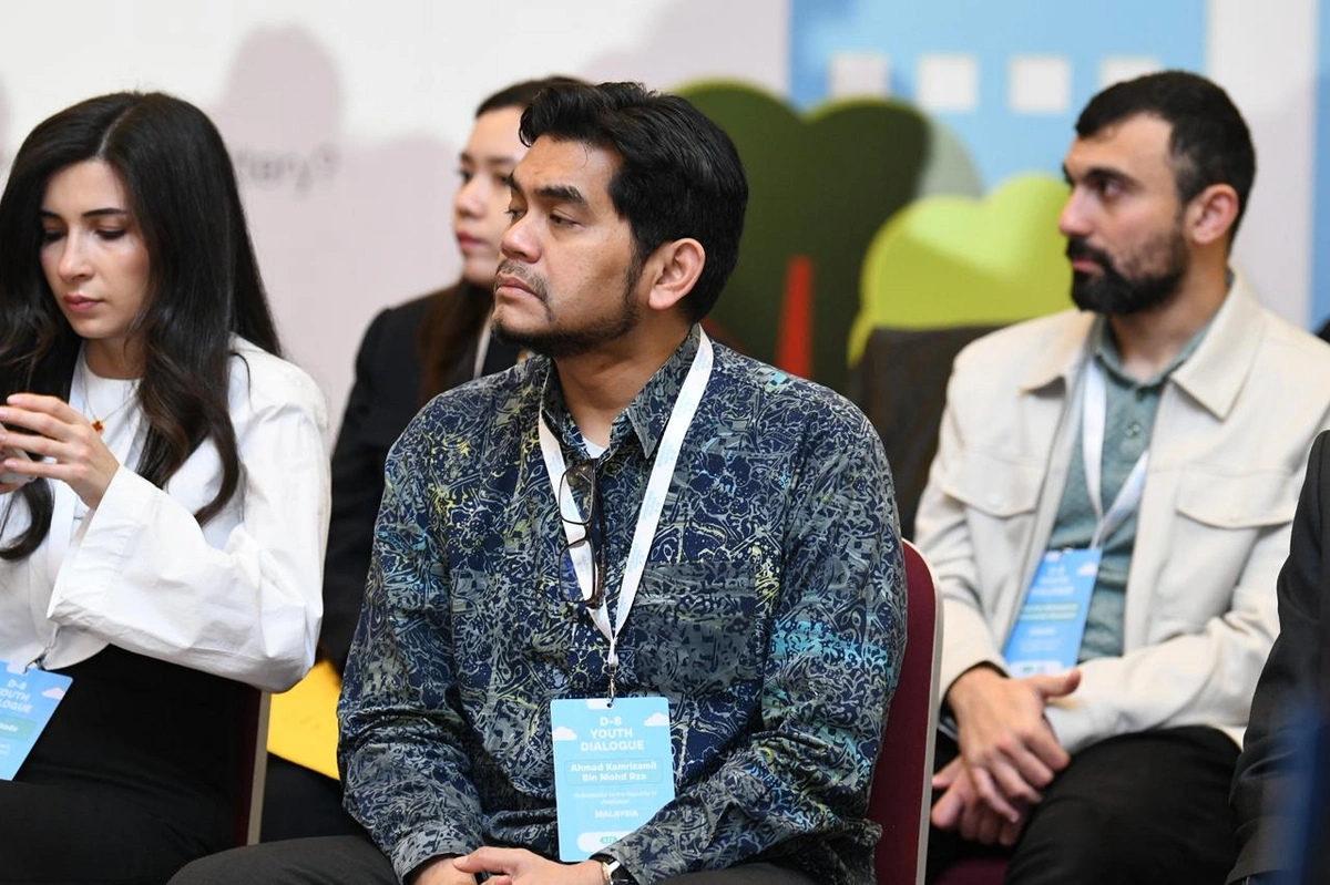 Bakıda ilk dəfə D-8 Gənclər Dialoqu keçirilir (FOTO)