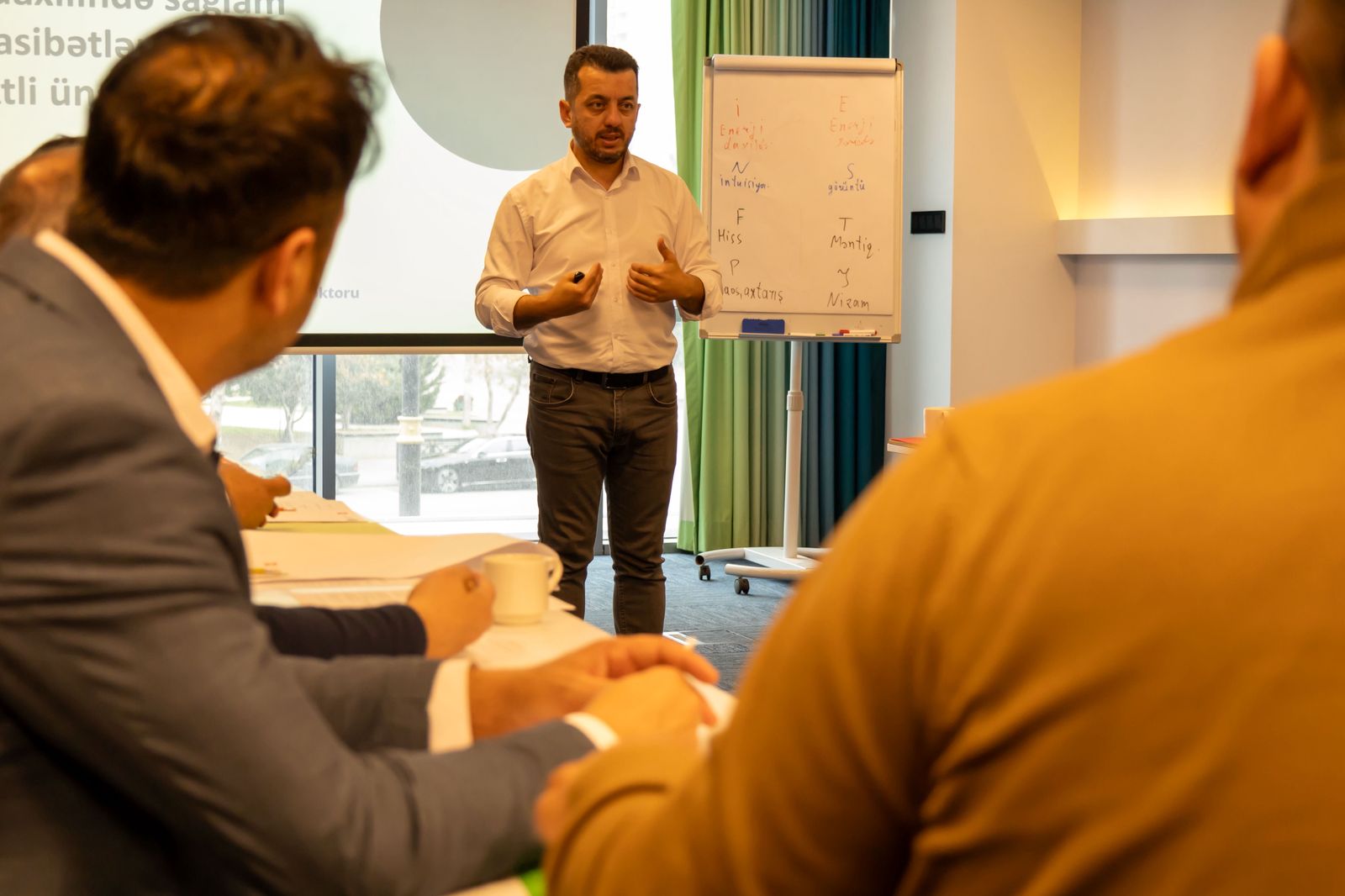 “Atalar məktəbi” proqramının icrasına start verildi (FOTO)