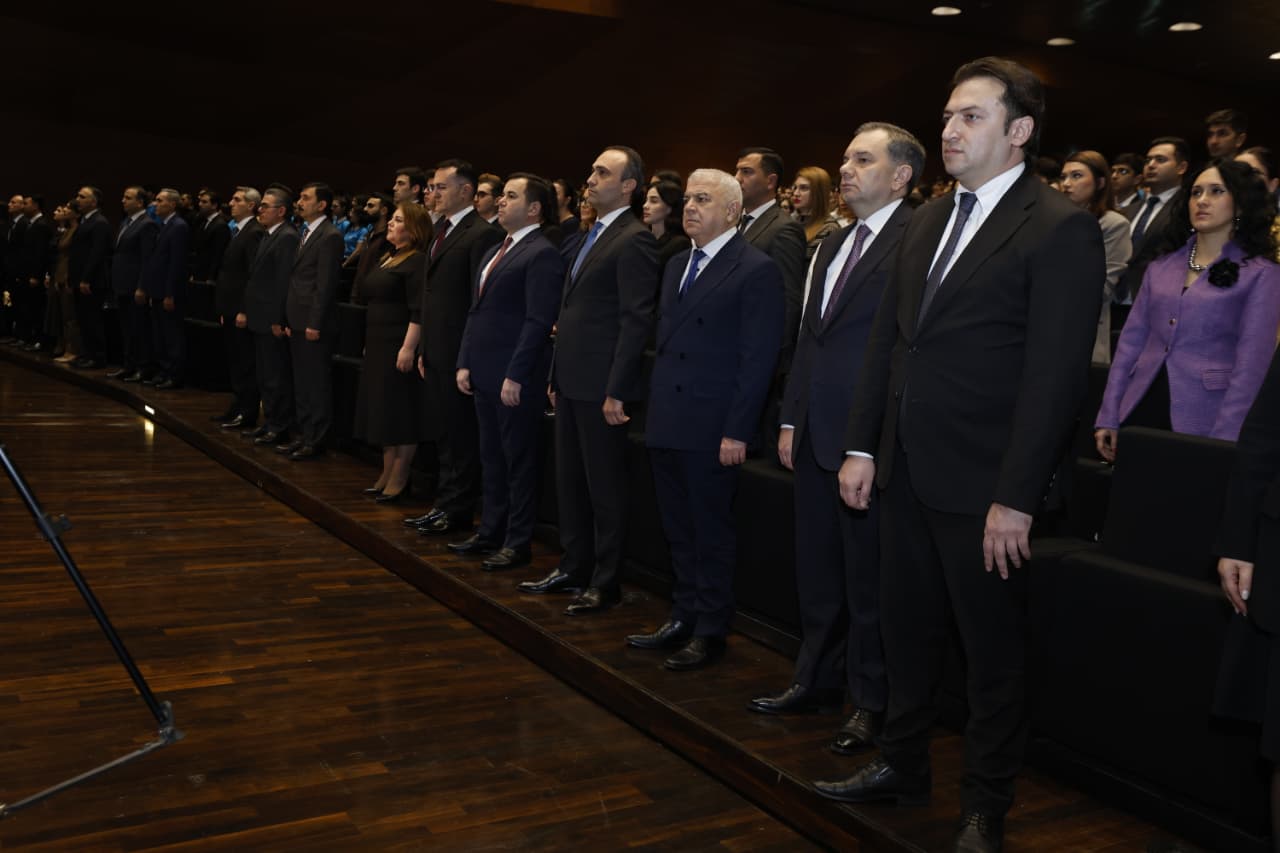 Azərbaycan Könüllülərinin VIII Həmrəylik Forumu baş tutd (FOTO)