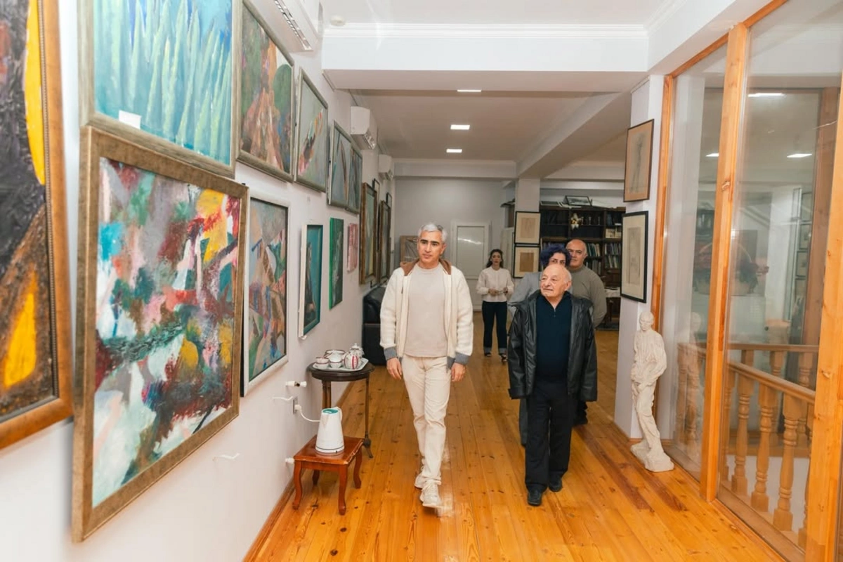 Anar Ələkbərov Ömər Eldarovu evində ziyarət etdi (FOTO)