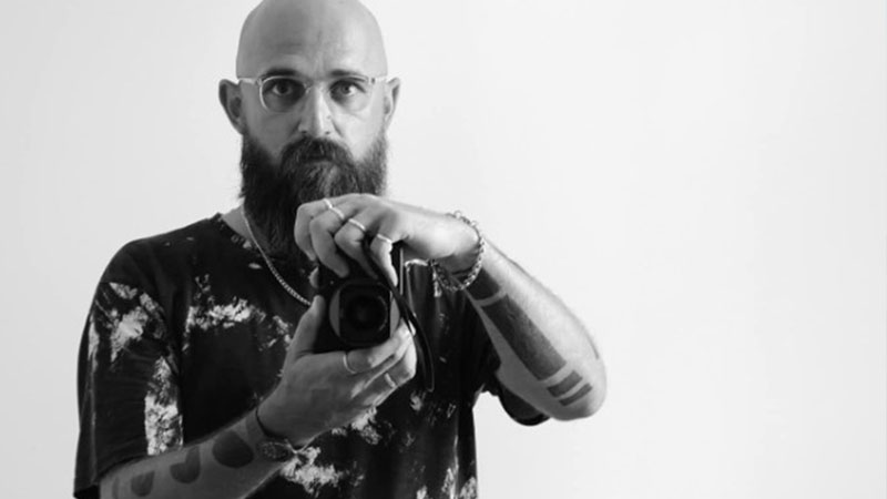 Bulvarda dənizdən tanınmış fotoqrafın meyiti tapıldı (FOTO)