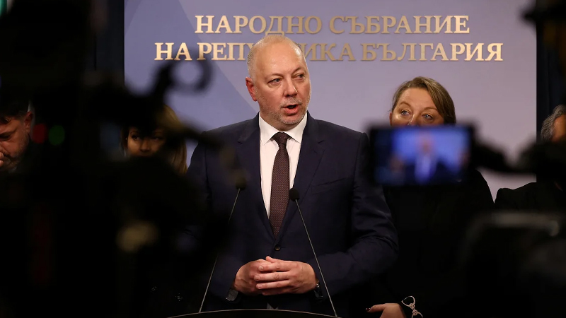 Bolqarıstanın Baş naziri hökuməti istefaya göndərdi