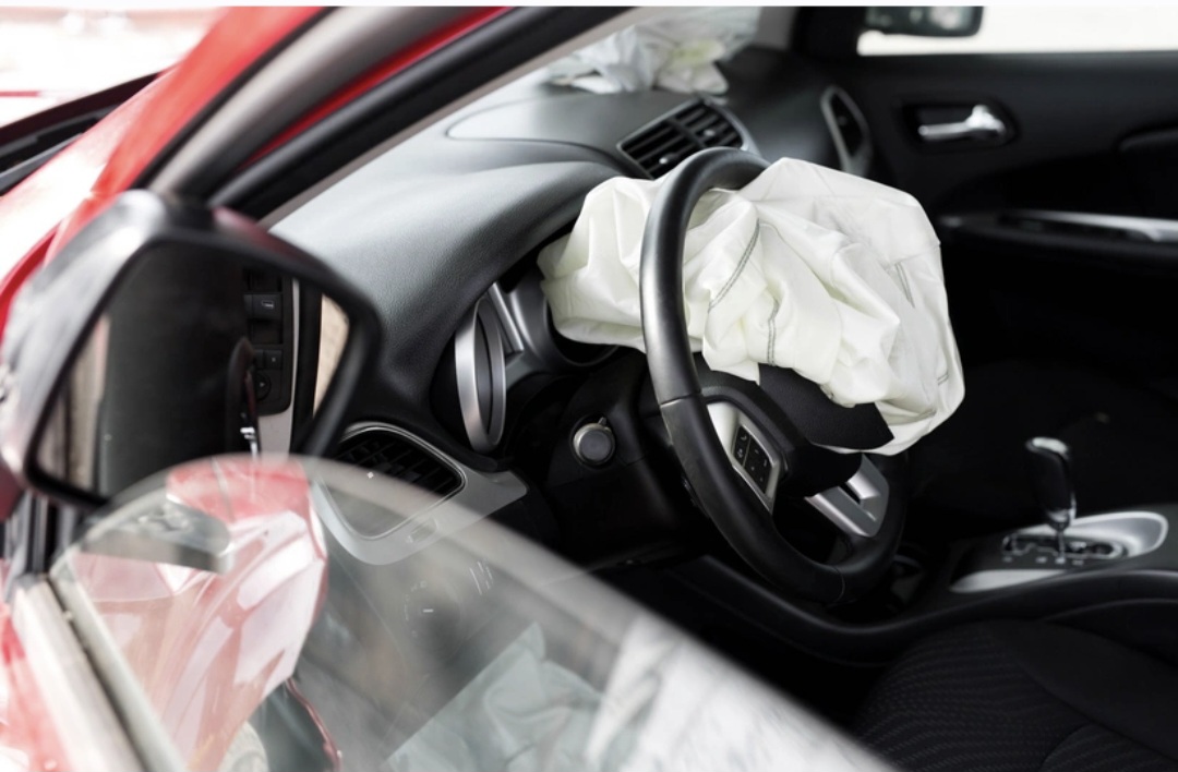 Qusarda ağır qəza: İki nəfər öldü, dörd nəfər yaralandı