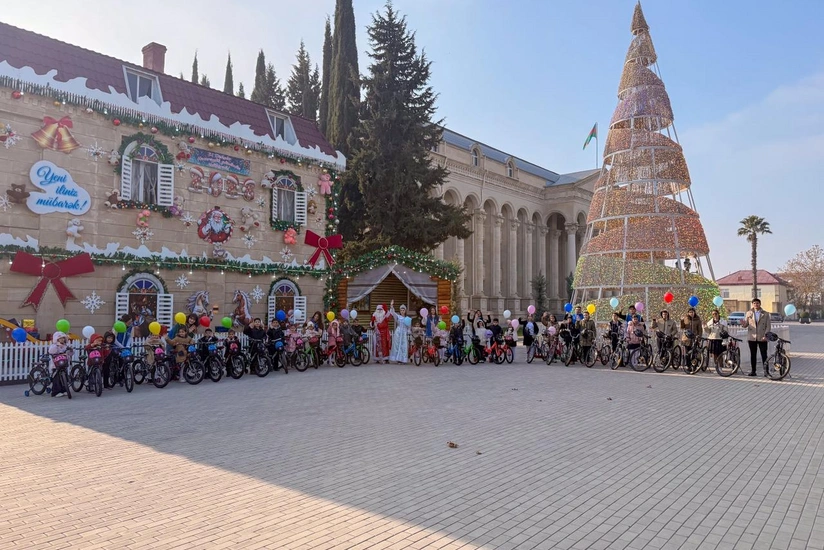 Leyla Əliyevanın təşəbbüsü ilə Yevlaxda uşaqlar üçün Yeni il tədbiri keçirildi (FOTO)