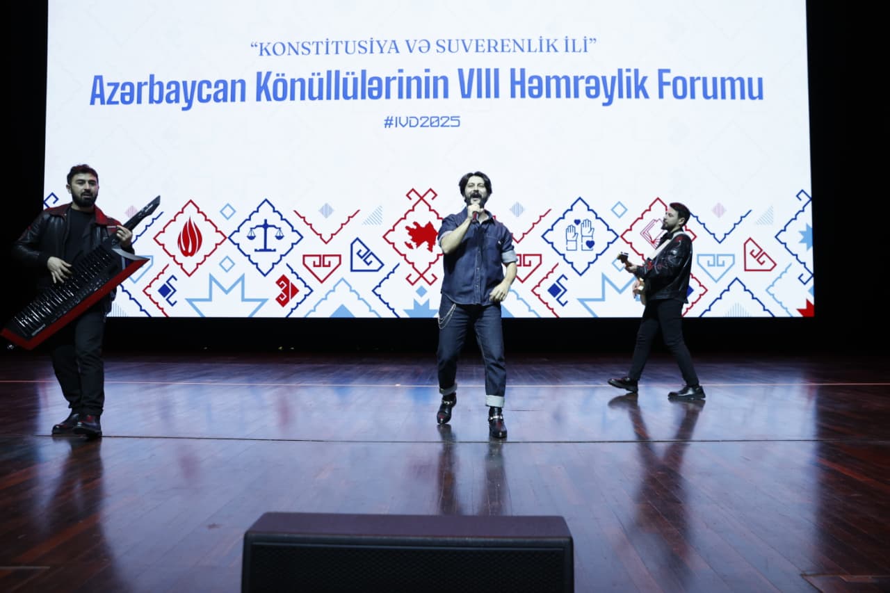 Azərbaycan Könüllülərinin VIII Həmrəylik Forumu baş tutd (FOTO)
