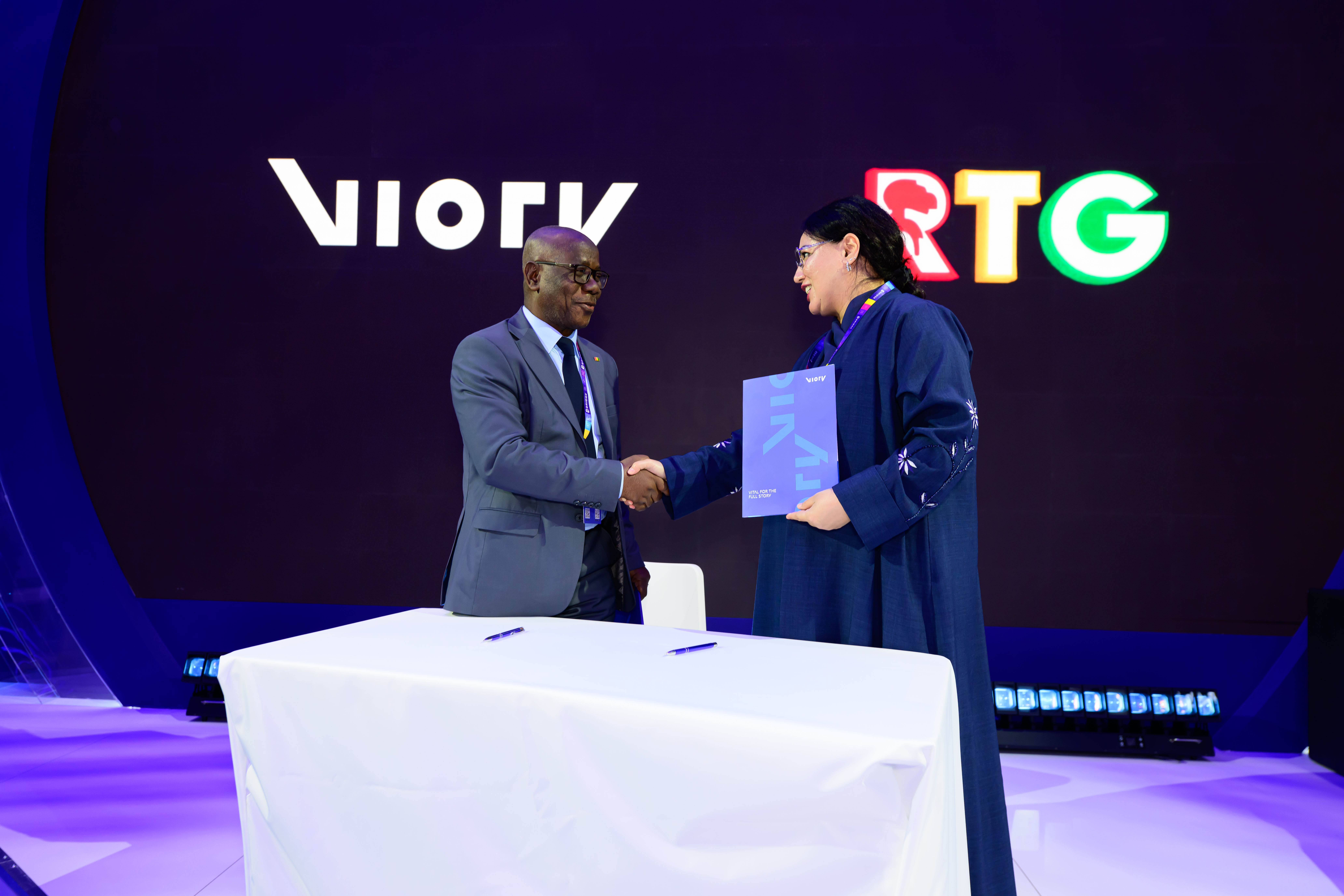 ARB 24 BƏƏ-nin beynəlxalq informasiya agentliyi ilə memorandum imzaladı (FOTO/VİDEO)