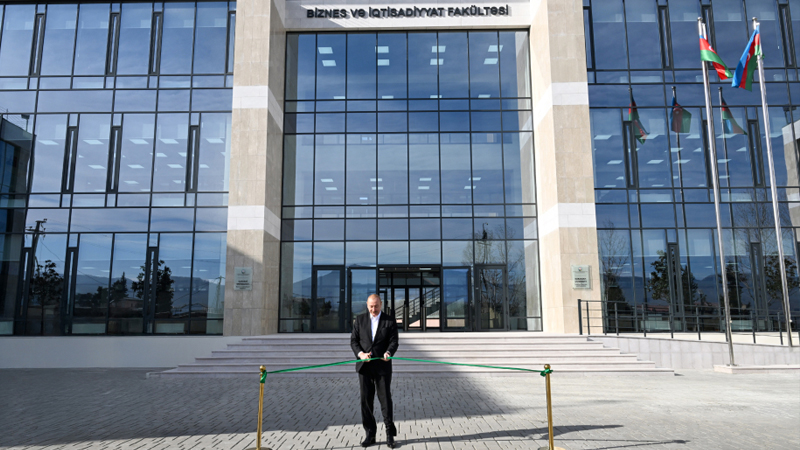 Prezident Xankəndiyə səfər edib (YENİLƏNİB)