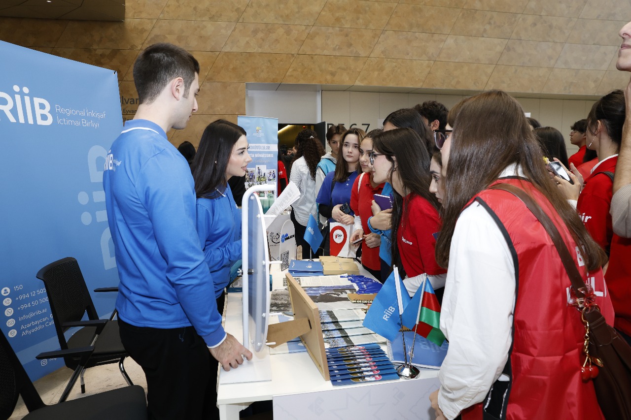 Azərbaycan Könüllülərinin VIII Həmrəylik Forumu baş tutd (FOTO)