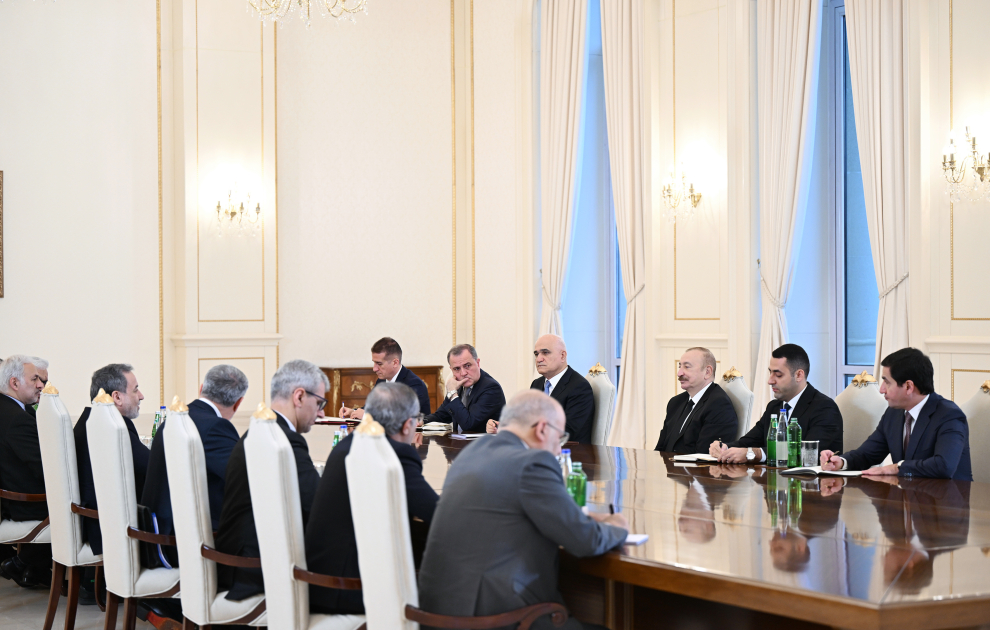 Prezident İranın xarici işlər nazirini qəbul etdi (FOTO)