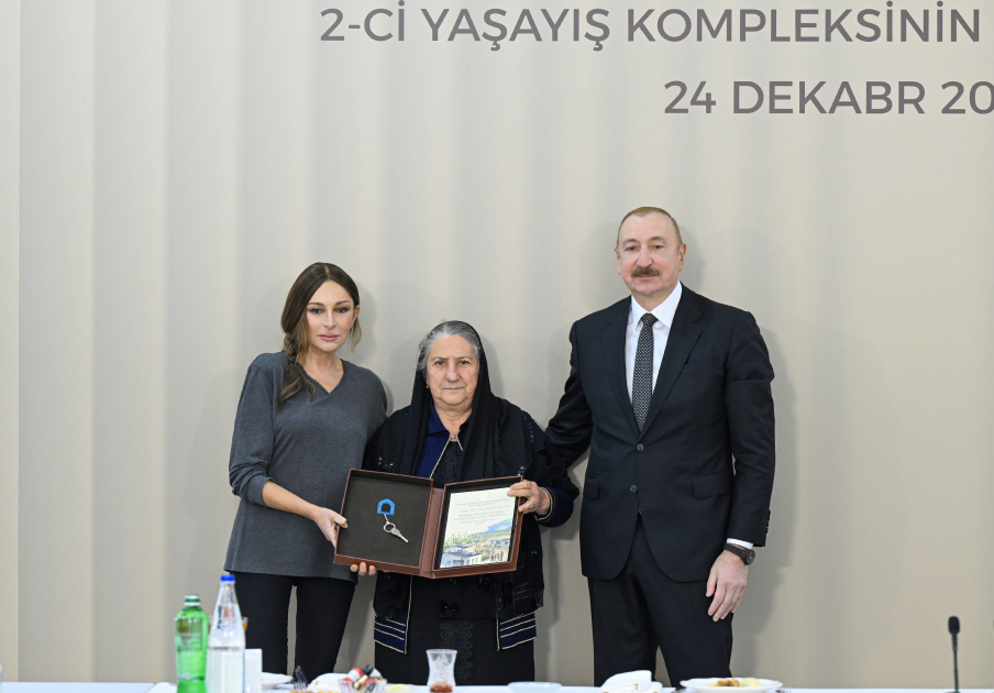 Xankəndidə Zəfər parkının, Ağdamda yaşayış kompleksinin açılışı oldu (YENİLƏNİB)