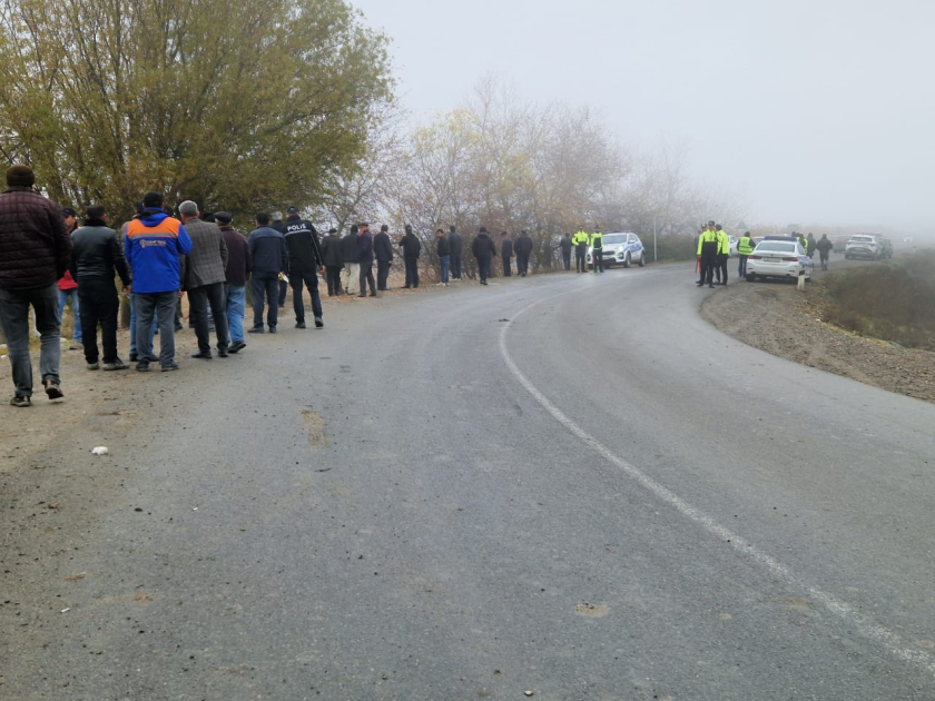 Xanəndə “Prius”u aşırdı - Atası və azyaşlı övladı öldü (FOTO)