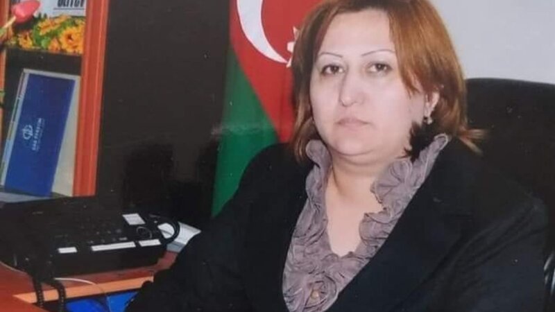 İşdən çıxarılan məktəb direktoru ilə bağlı Ali Məhkəmə qərar çıxardı