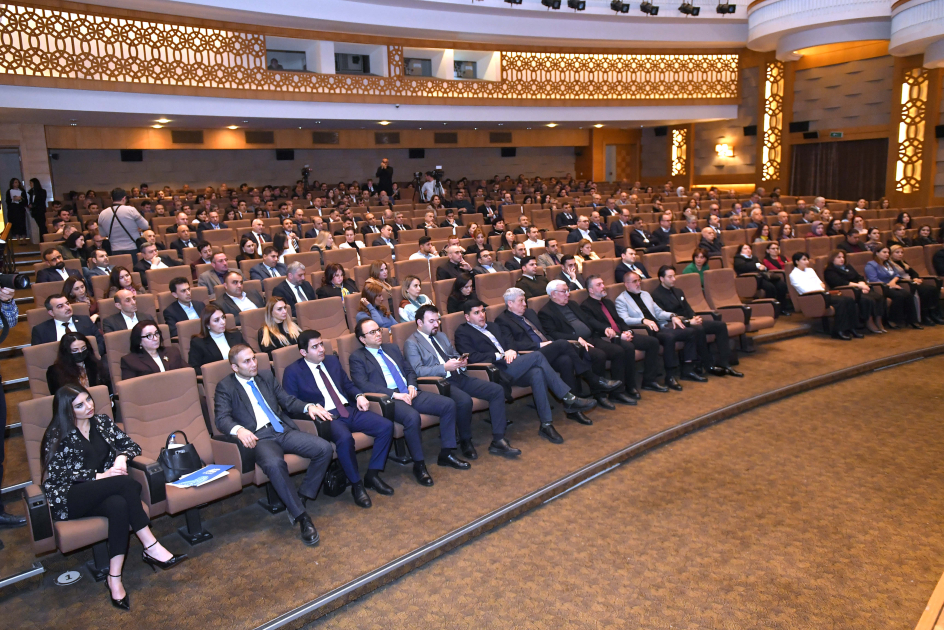 Nizami Kino Mərkəzində “The Oligarch’s Design” sənədli filminin nümayişi oldu (FOTO)