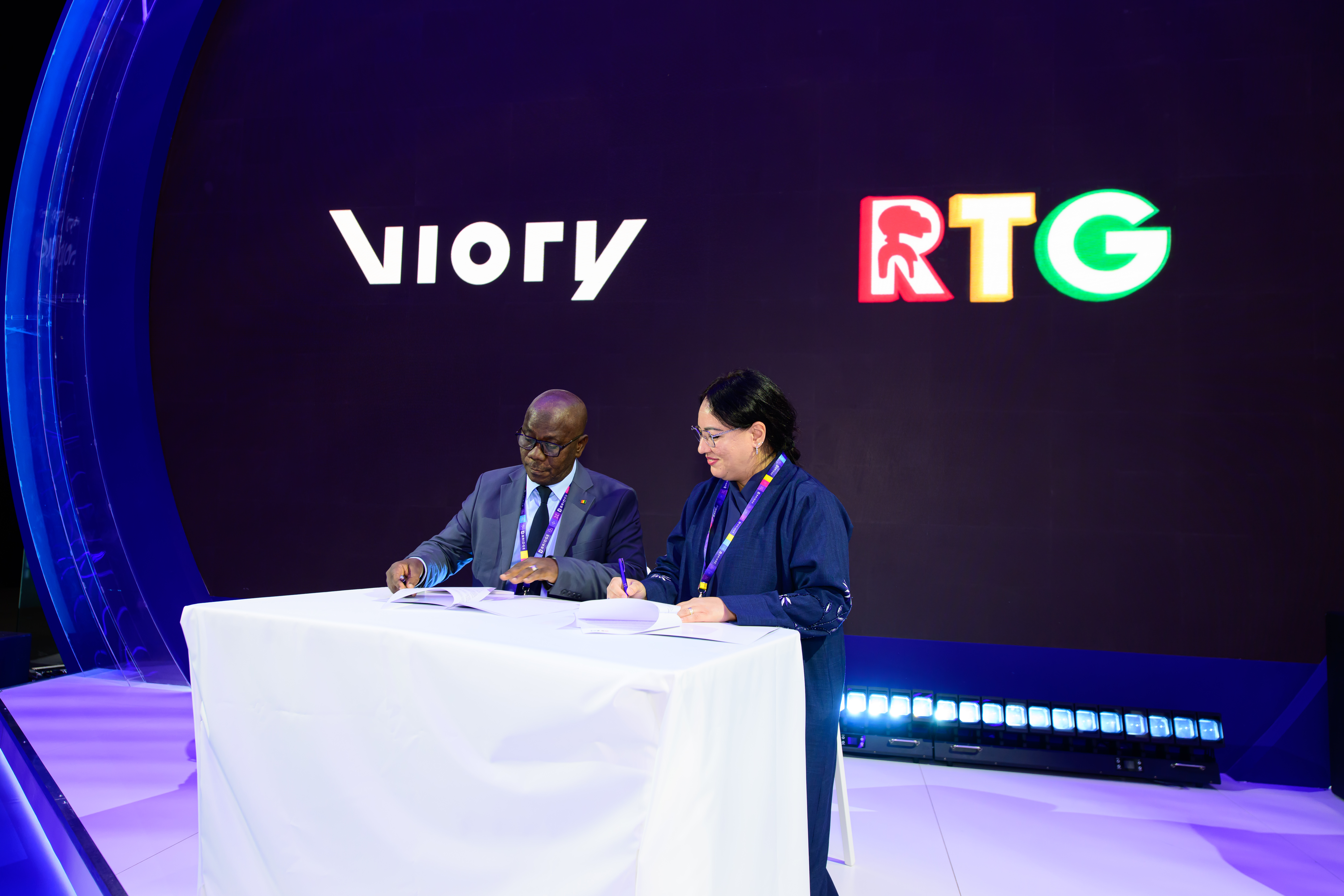 ARB 24 BƏƏ-nin beynəlxalq informasiya agentliyi ilə memorandum imzaladı (FOTO/VİDEO)