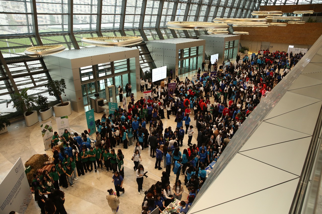 Azərbaycan Könüllülərinin VIII Həmrəylik Forumu baş tutd (FOTO)