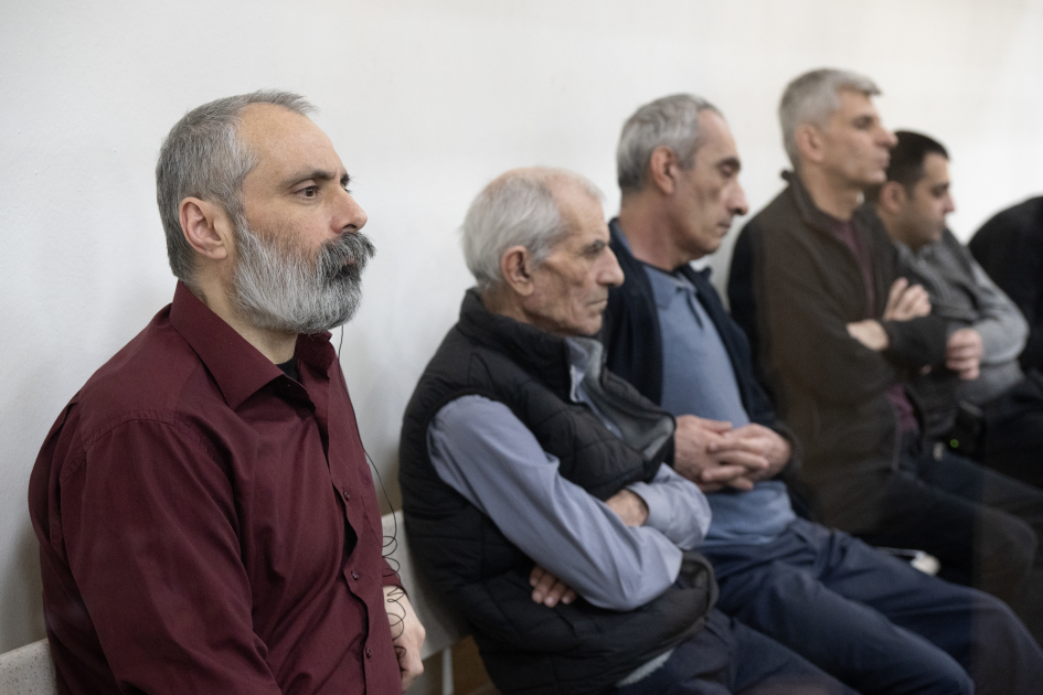 Ermənistan vətəndaşlarının məhkəməsi təqsirləndirilən şəxslərin son söz çıxışları ilə davam etdirildi