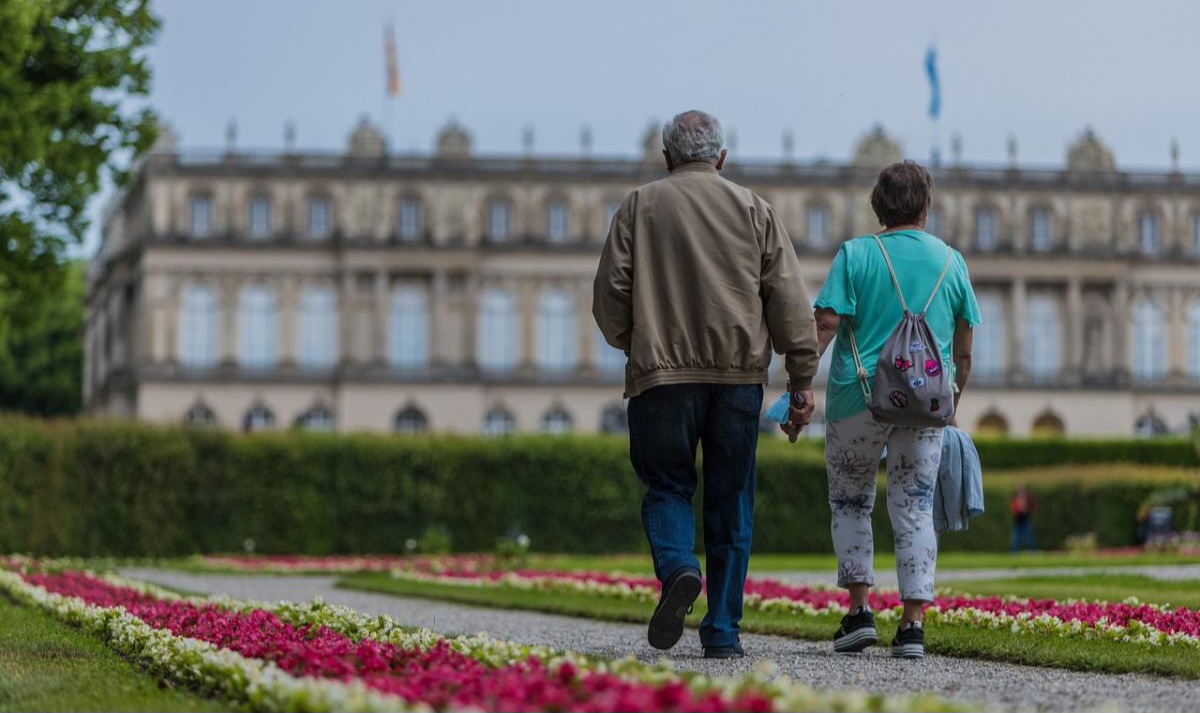 İnsanların 50 yaşından sonra peşman olduqları 16 səhv