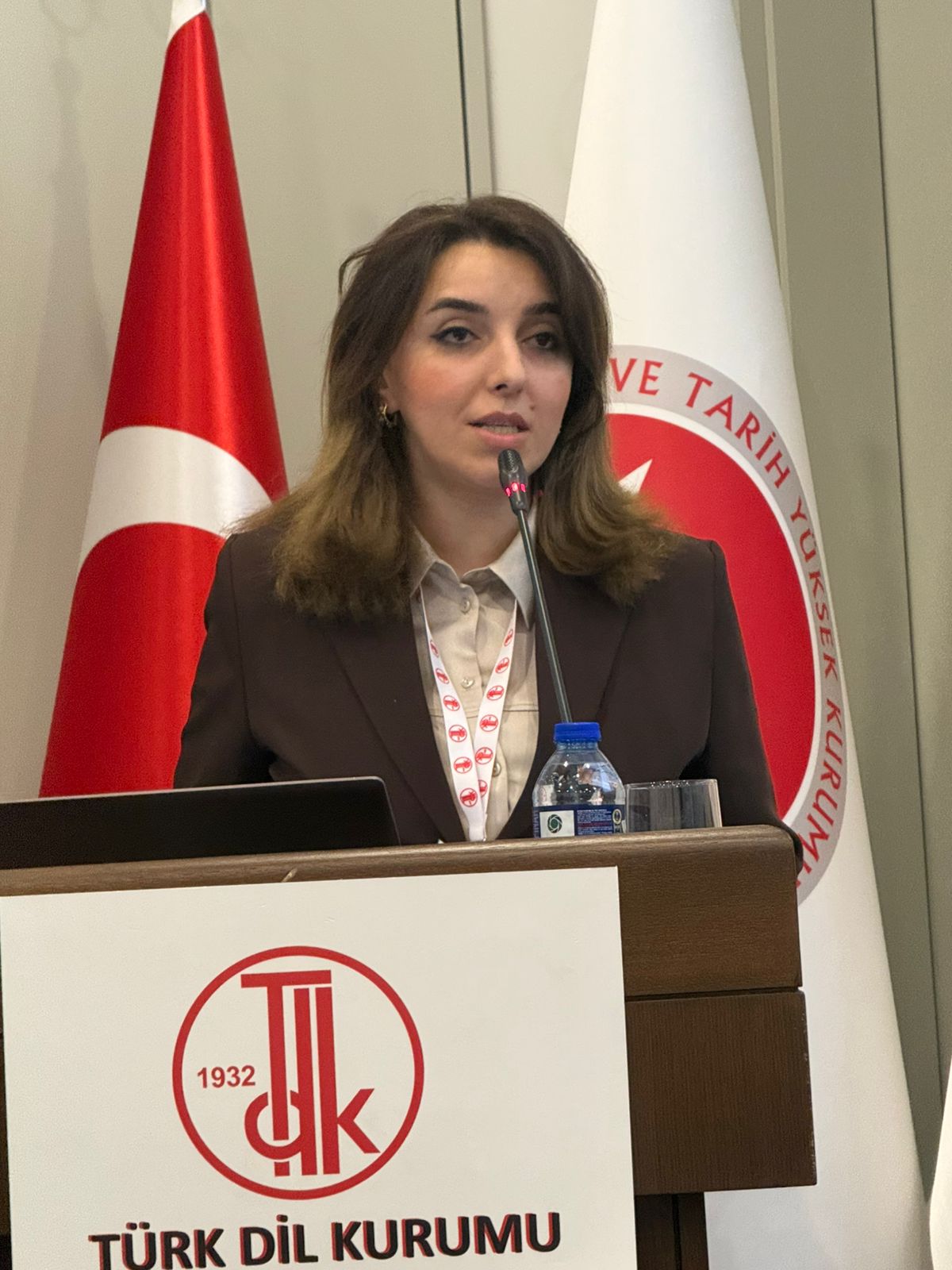 Xəzər Universiteti 4-cü Uluslararası Ad Bilimi Şölənində uğurla təmsil olundu