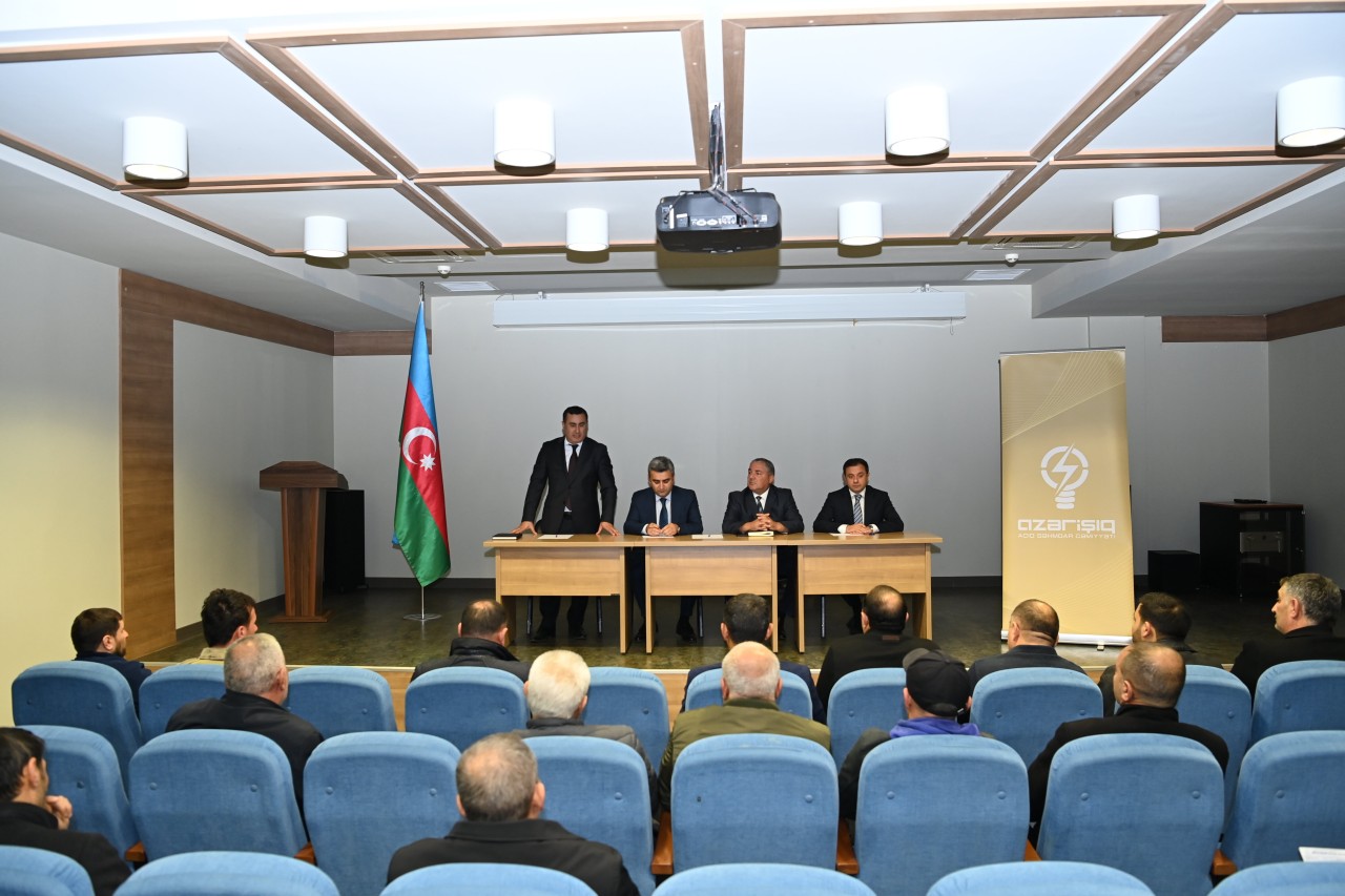 “Azərişıq” ASC-nin nümayəndələri Biləsuvarda fermer və sahibkarlarla görüşdü (FOTOLAR)