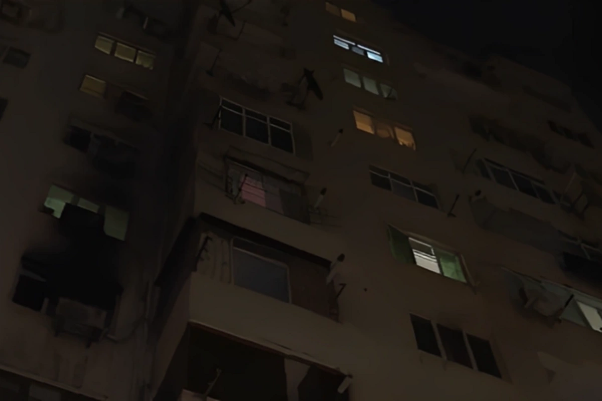 Çoxmərtəbəli yaşayış binasındakı yanğının təfərrüatı: 