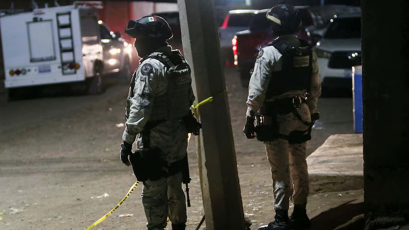 Naməlum şəxslər futbol matçı zamanı atəş açdı - 11 nəfər öldü