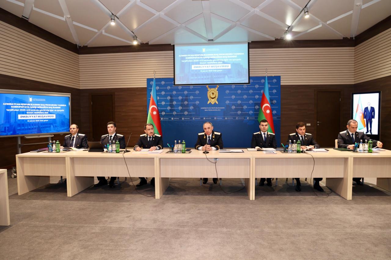 Kamran Əliyev Korrupsiyaya qarşı Mübarizə İdarəsində müşavirə keçirdi (FOTO)