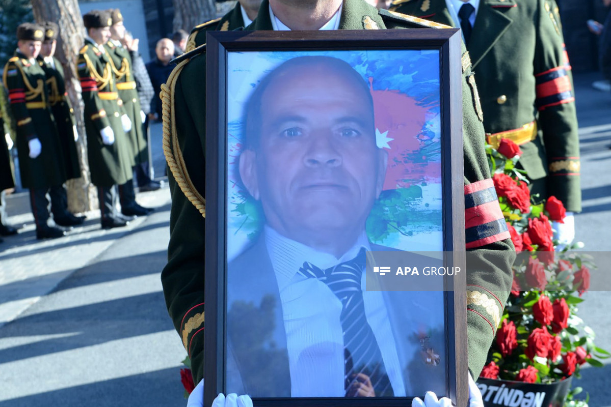 Milli Qəhrəman Şahin Tağıyev dəfn edildi (FOTO)