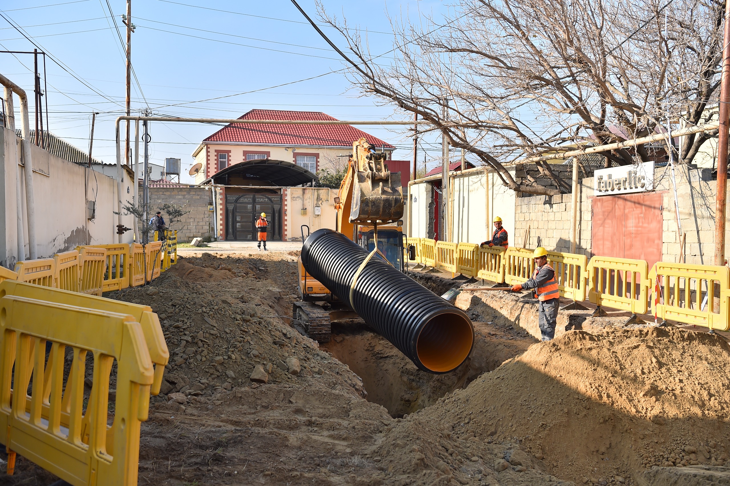 7 küçədə üzərində evlər tikilən xətlərin yeri dəyişdirildi (FOTO/VİDEO)