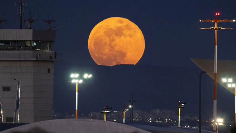 Dünyada ilk dəfə Ay üçün dəqiq vaxtı müəyyən edən saat Çində hazırlanır