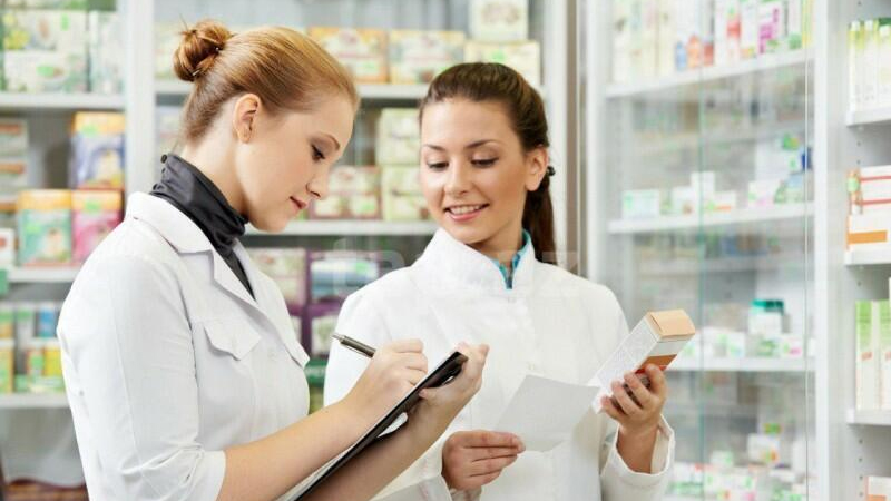 Dərman bazarında bahalaşma dalğası: İdxaldan asılılıq və yeganə çıxış yolu